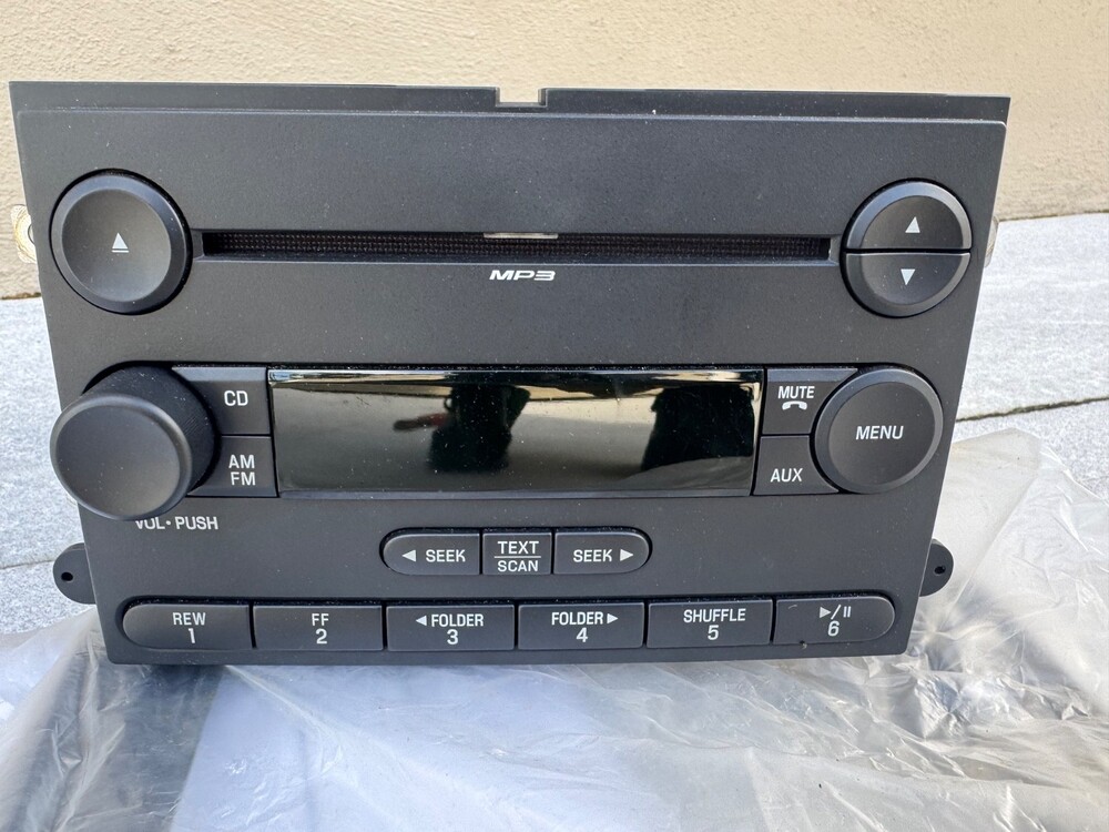 2006-2010 Ford F150 F250  Radio MP3 Cd Player 7L3T-18C869-BH